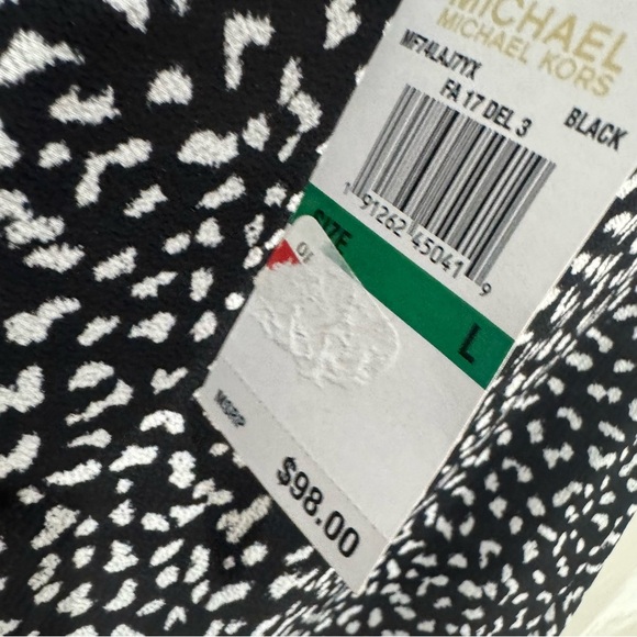 NWT Michael Kors printed chain detail lace up chiffon faux wrap top ❤️ - Picture 4 of 6